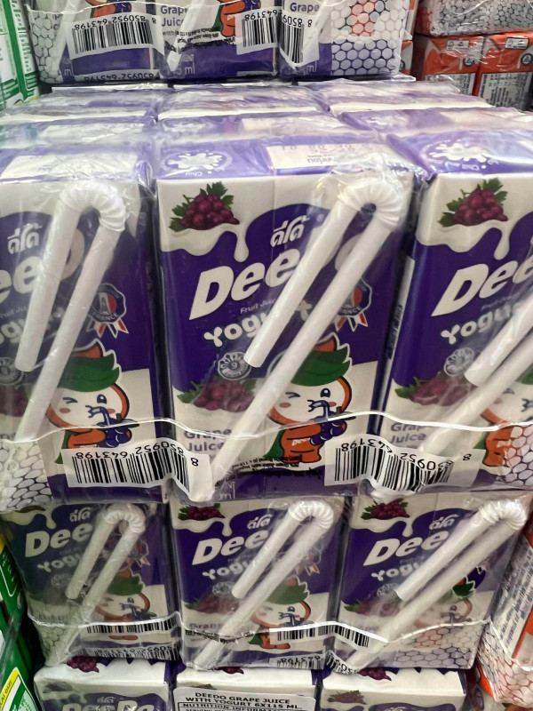 Yoghurt nho lốc 6 hộp 6$