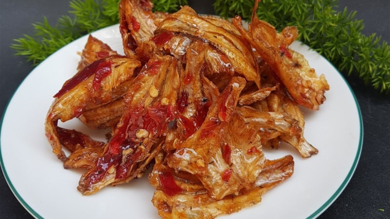 khô cá mai rim tỏi ớt mắm me