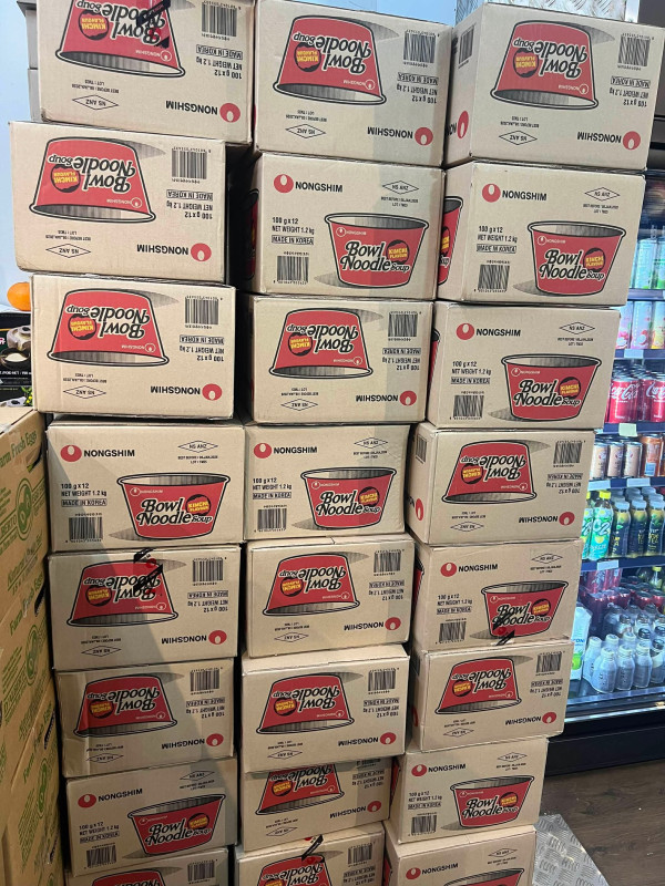 Mì kim chi bowl noodle HQ  2 thùng